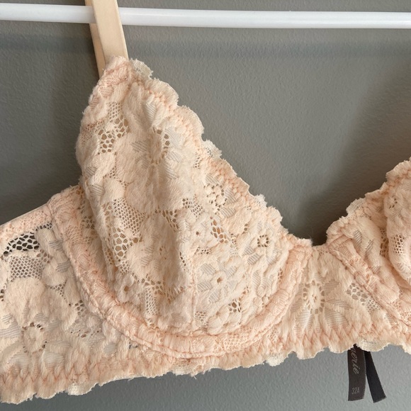 Aerie Unlined Demi Bra - Picture 2 of 3